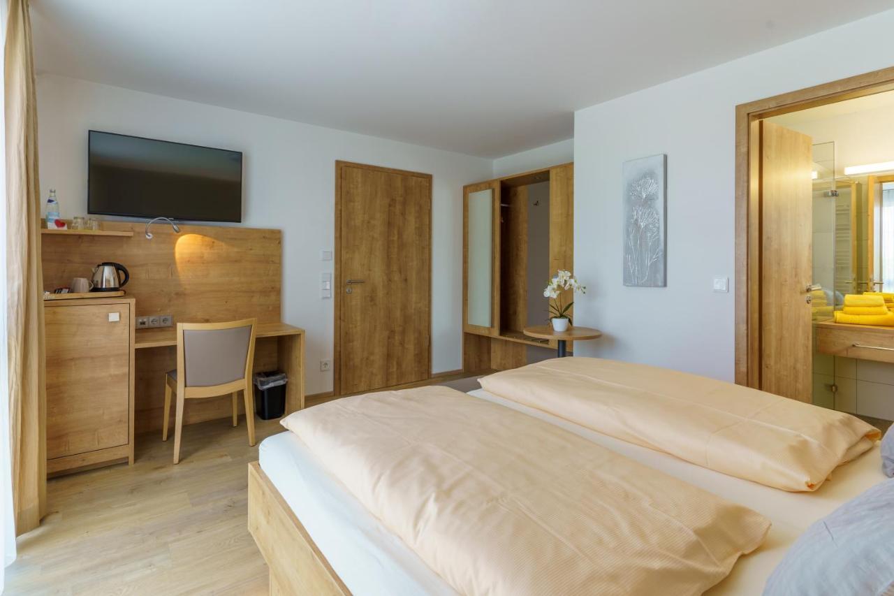 Hotel Rosenstein Heubach  Exterior photo